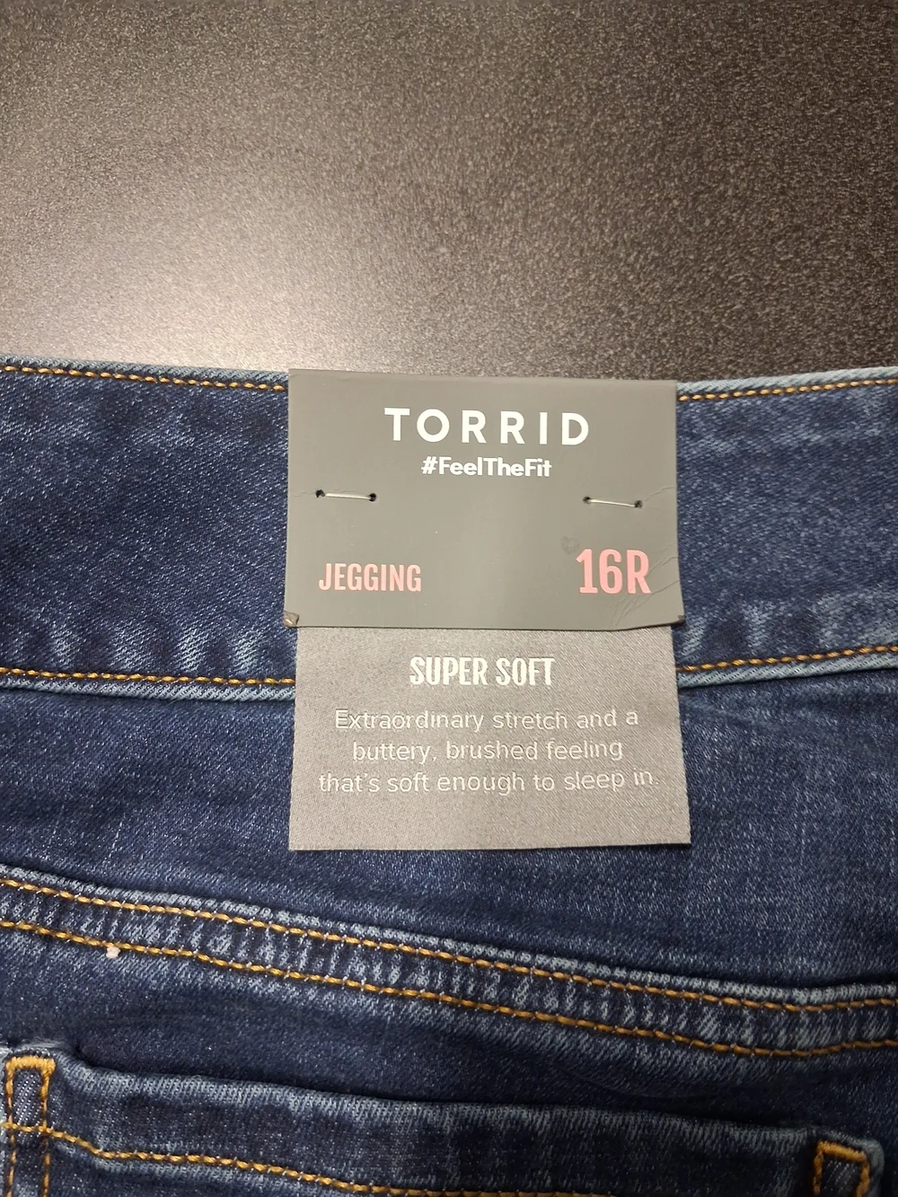 NWT Torrid Super Soft Jeggings Size 16R Dark Blue Distressed Stretch